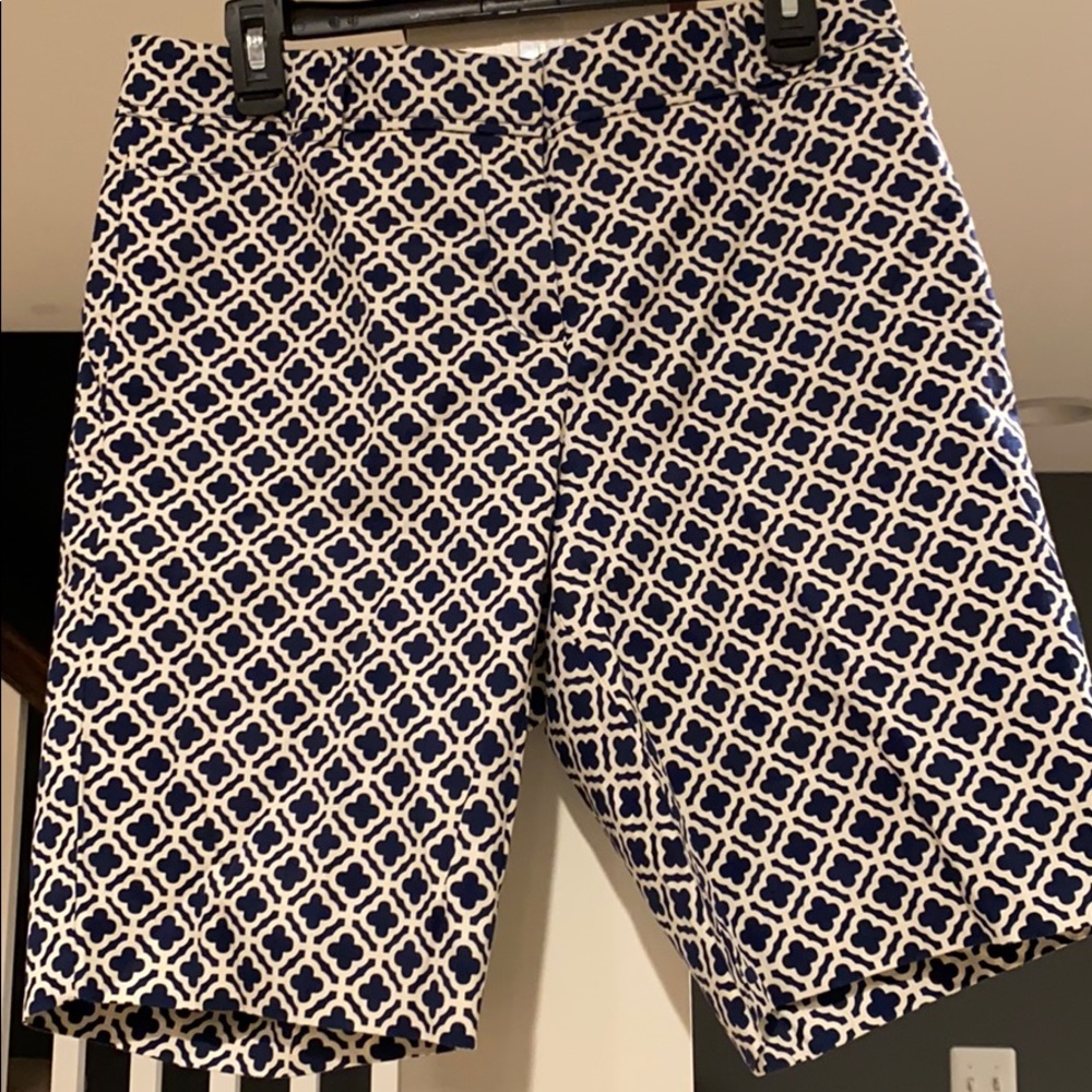 Talbots NWT India blue/white print shorts